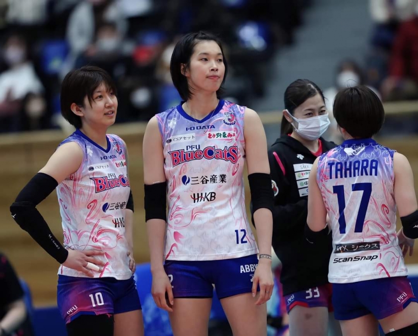 Top 5 cầu thủ nữ cao nhất V.League bóng chuyền Nhật: Thanh Thúy 1m93 thứ mấy? 210037
