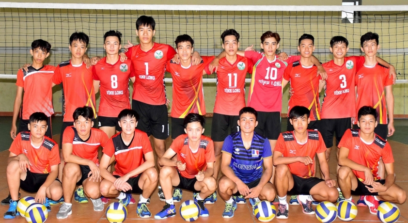 Khổng lồ cao nhất bóng chuyền Việt Nam 2m14 'tìm bến đỗ mới' 239160