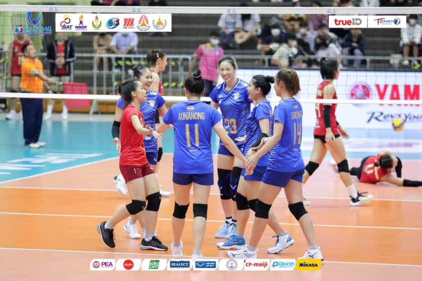 Phụ công bóng chuyền Việt Nam thất bại trong ngày ra mắt Thailand League 242562