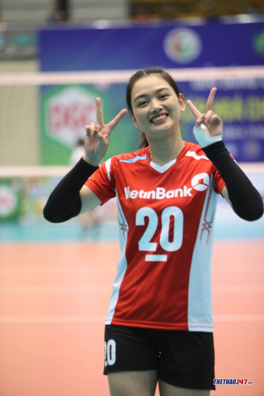 Hoa khôi bóng chuyền Thu Hoài trở lại thi đấu, nhan sắc thăng hạng 253152