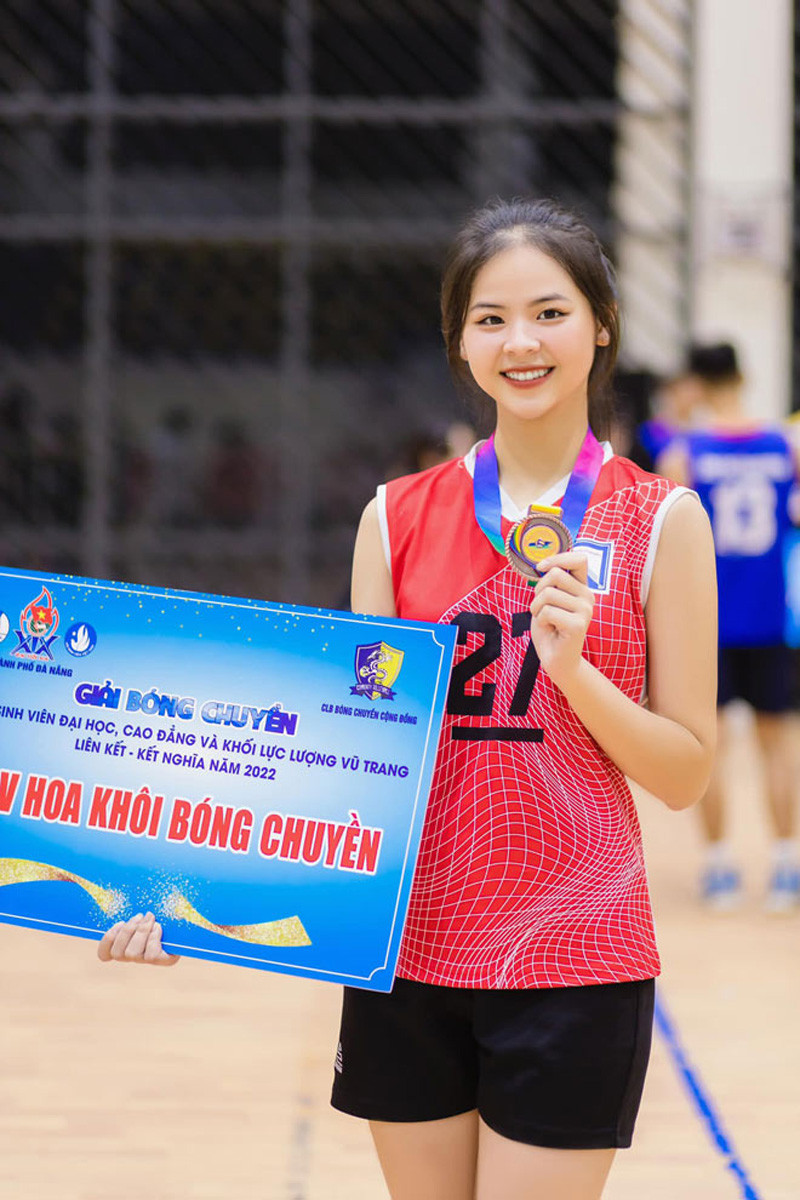 Hoa khôi bóng chuyền Ngân Hà ghi danh thi hoa hậu, nhan sắc đỉnh cở nào? 268757