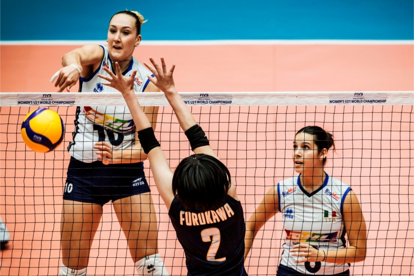 Kết quả bóng chuyền nữ U21 thế giới ngày 26/8: Xác định 2 đội vào chung kết 318648