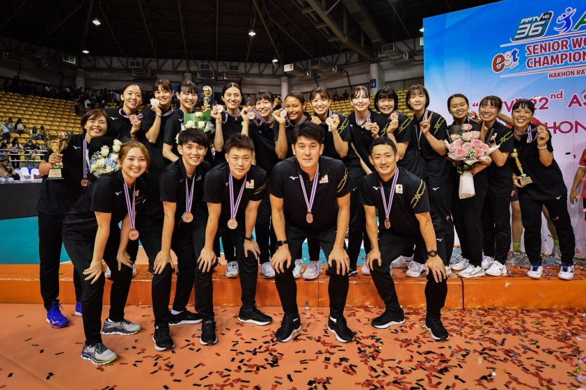Trao thưởng cá nhân và đồng đội giải bóng chuyền nữ vô địch châu Á 2023: Thái Lan vô địch 323320