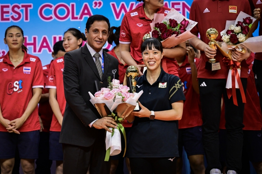 Trao thưởng cá nhân và đồng đội giải bóng chuyền nữ vô địch châu Á 2023: Thái Lan vô địch 323328