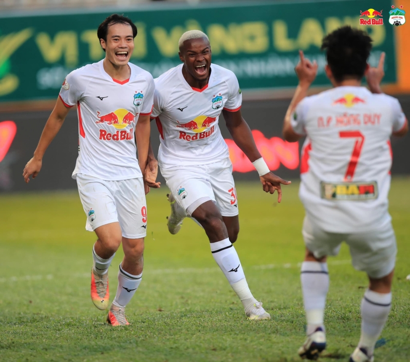 HLV châu Âu: 'HAGL quá mạnh!' 162091