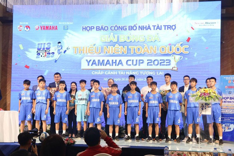 chup-anh-ky-niem-1685946310.jpg