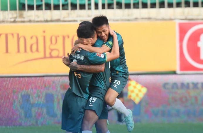 Trực tiếp HAGL 1-1 Khánh Hòa: Rượt đuổi tỷ số 433068