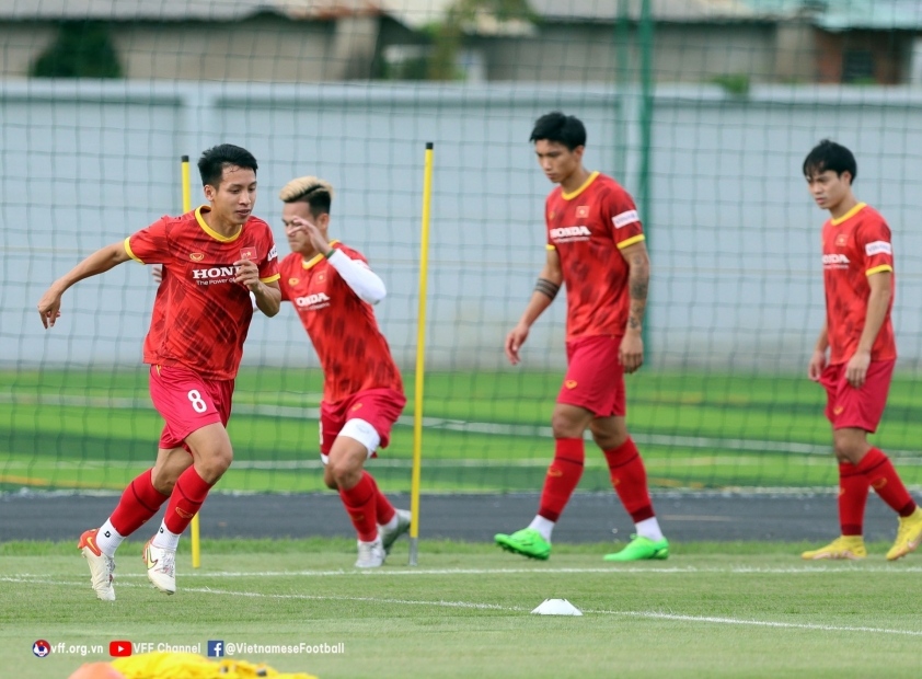 HLV Park cho một cầu thủ ĐT Việt Nam về nhà giữa đợt FIFA Days 191111