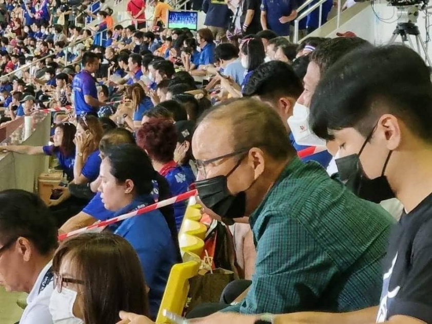 Vừa trở về từ King's Cup, HLV Park nhận ngay tin dữ từ trụ cột ĐTVN 191888