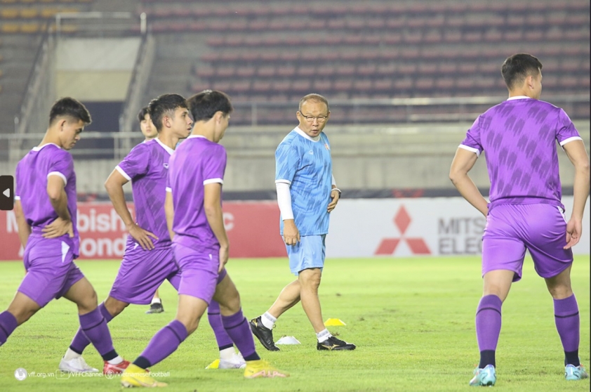 HLV Park 'cao tay', ĐT Việt Nam thoát cảnh lộ chiến thuật ở AFF Cup 234305