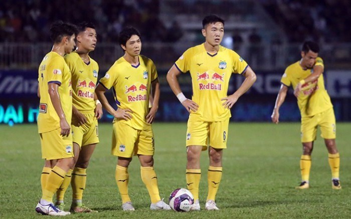 xuan-truong-01-16650568098261457198915-0-0-436-698-crop-16650570610741691608801-1675815729.jpg