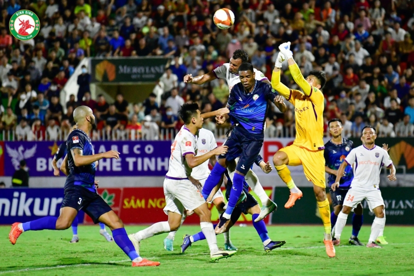 'Chelsea Việt Nam' thắng trận ra quân 348498