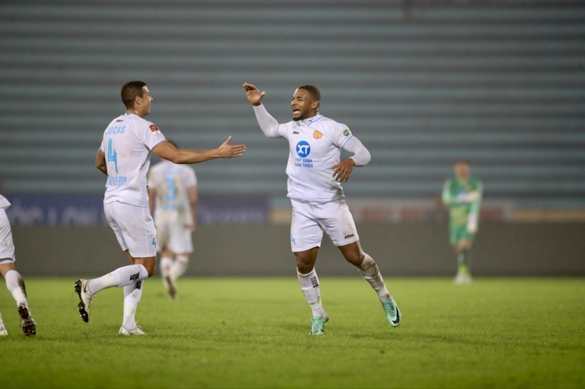 Trực tiếp Nam Định 2-2 Hà Nội FC: Rượt đuổi kinh điển! 413072