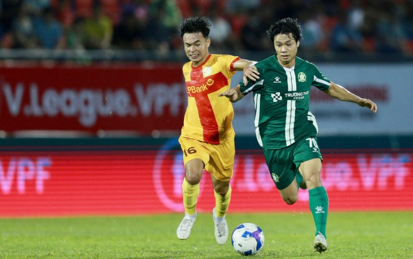 Công Phượng gặp vấn đề sức khỏe 544753