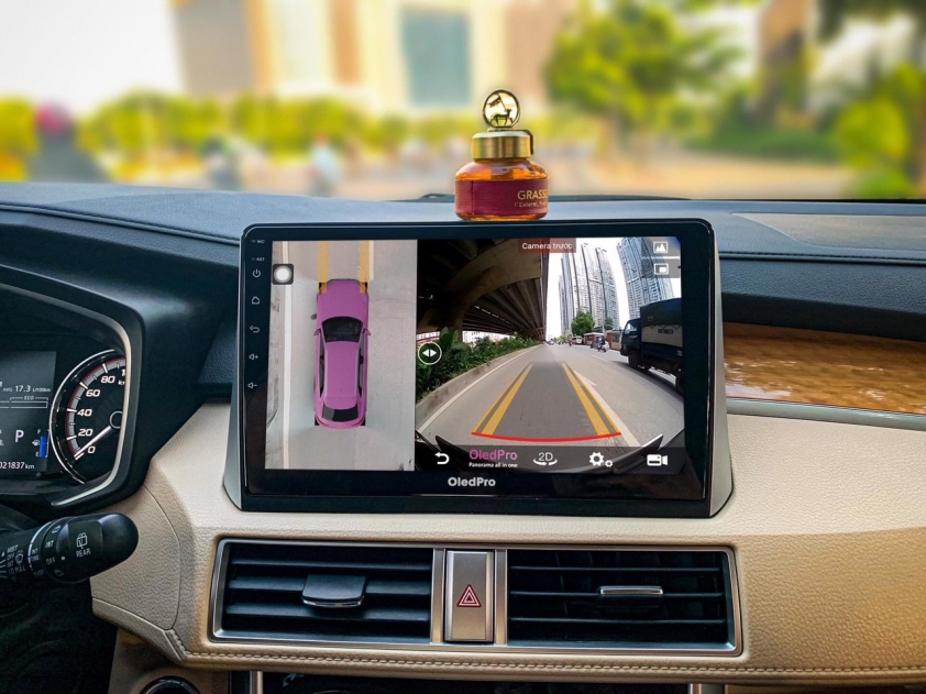 Màn hình android tích hợp camera 360 là sự kết hợp hoàn hảo, mang lại nhiều tiện ích cho người dùng