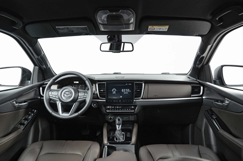 Đánh giá xe Mazda BT-50: Giá bán & thông số kỹ thuật 305574