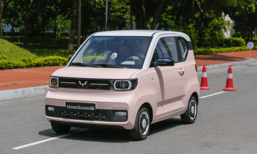Chi phí nuôi xe Wuling Hongguang Mini EV: Rẻ hơn xe xăng 30%? 306015