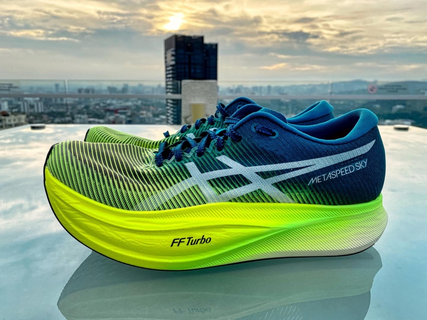 5 mẫu giày chạy bộ Asics đáng mua nhất tháng 3/2020 322407