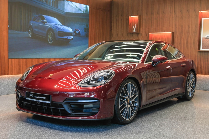 Bảng giá xe Porsche tháng 11/2023 354934