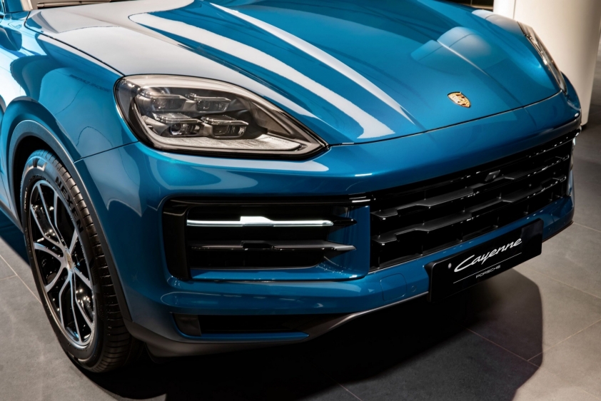 Giá xe Porsche Cayenne 358235