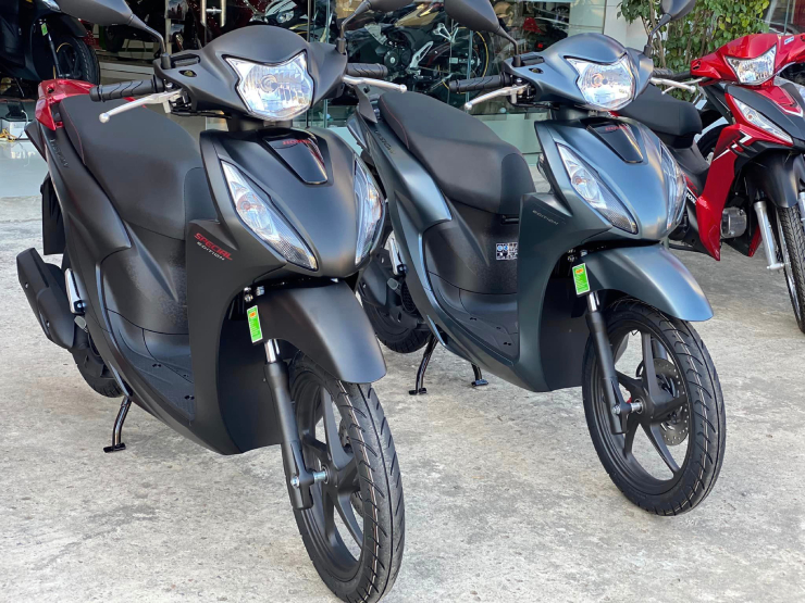 So sánh Honda Vision và Yamaha FreeGo 2022 365108