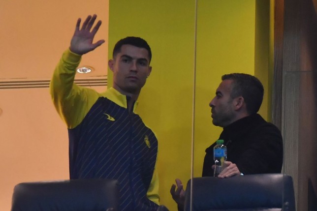 Tật xấu khó bỏ, Ronaldo tiếp tục bỏ về giữa trận đấu của Al Nassr 240112