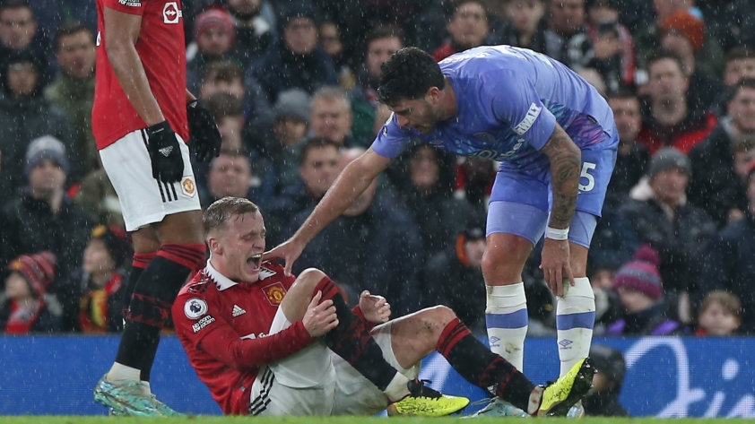 MU đón nhận tin sốc ngay trước thềm Derby Manchester 241982