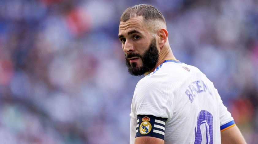 Benzema có quyết định đầy bất ngờ về tương lai 242545