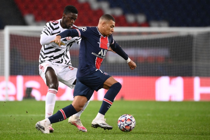 hau-ve-tre-mu-da-khoa-chat-mbappe-nhu-the-nao-1675223669.jpg