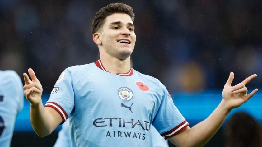 julian-alvarez-manchester-city-11052022-1678695018.jpg