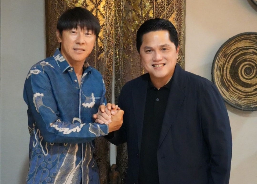 pelatih-timnas-indonesia-shin-tae-yong-akhirnya-bertemu-ketum-pssi-erick-thohir-bahas-soal-apa-l8wrbm2g01-1681970830.jpg
