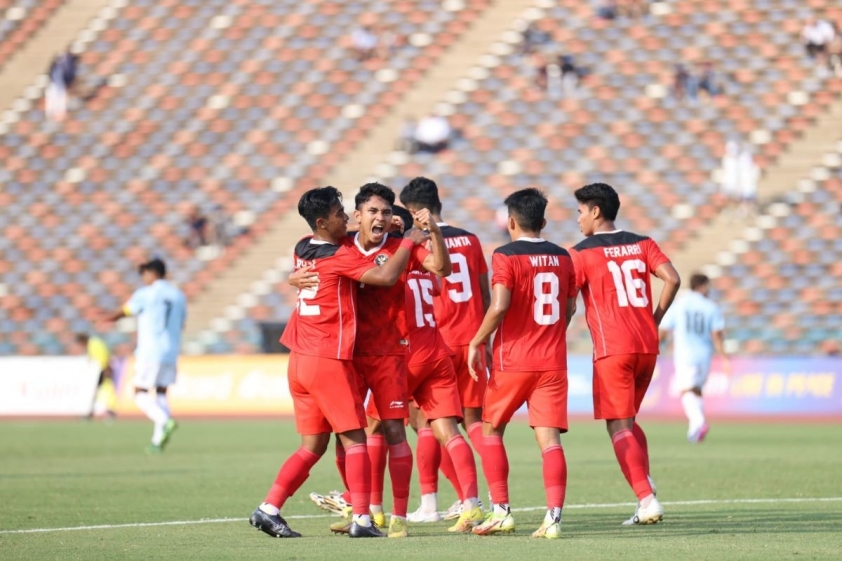 u22 indonesia duoc ho tro tam ly khi sang campuchia du sea games