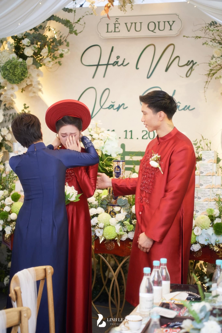 Chùm ảnh: Đoàn Văn Hậu mang sính lễ đến rước cô đâu Doãn Hải My 355061
