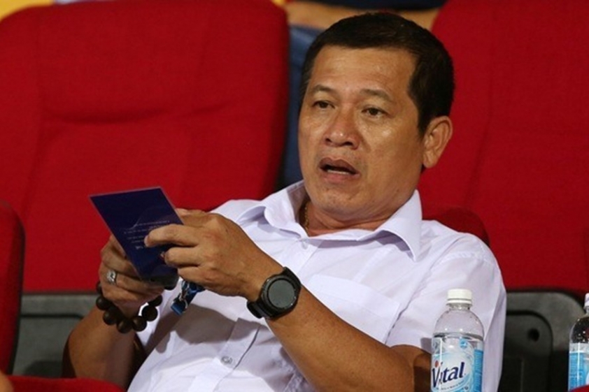 truong-ban-trong-tai-thach-thuc-phai-chang-vff-bi-dan-bua
