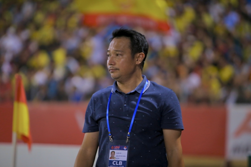 Cựu trợ lí HLV Park Hang Seo lạc quan về cuộc đua trụ hạng V-League 203463