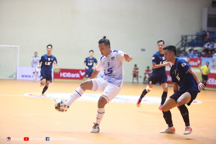 TSN-trang-TSB-xanh-3