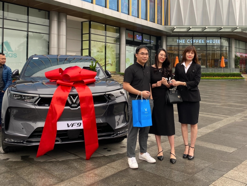 Lô xe Vinfast VF 9 đầu tiên chính thức đến tay khách Việt 262264