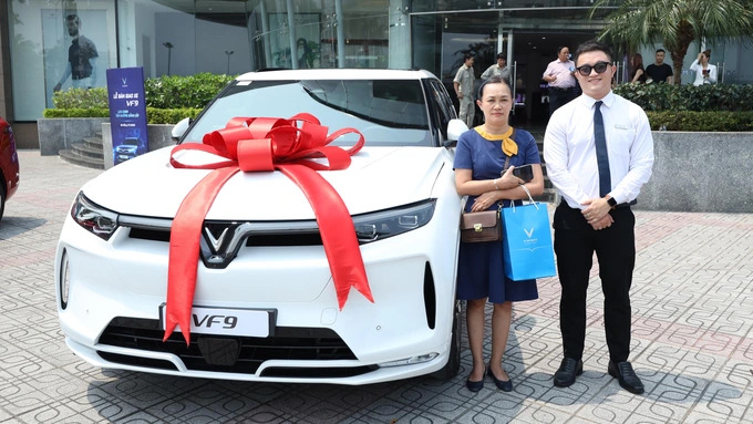 Lô xe Vinfast VF 9 đầu tiên chính thức đến tay khách Việt 262280