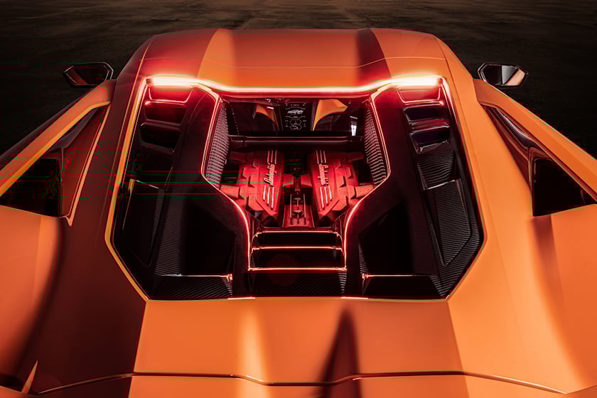 Cận cảnh “quái thú” Lamborghini Revuelto với sức mạnh hơn 1000 mã lực 263840