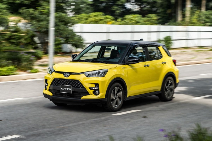 Toyota tăng giá nhiều mẫu xe sản xuất năm 2023 267251