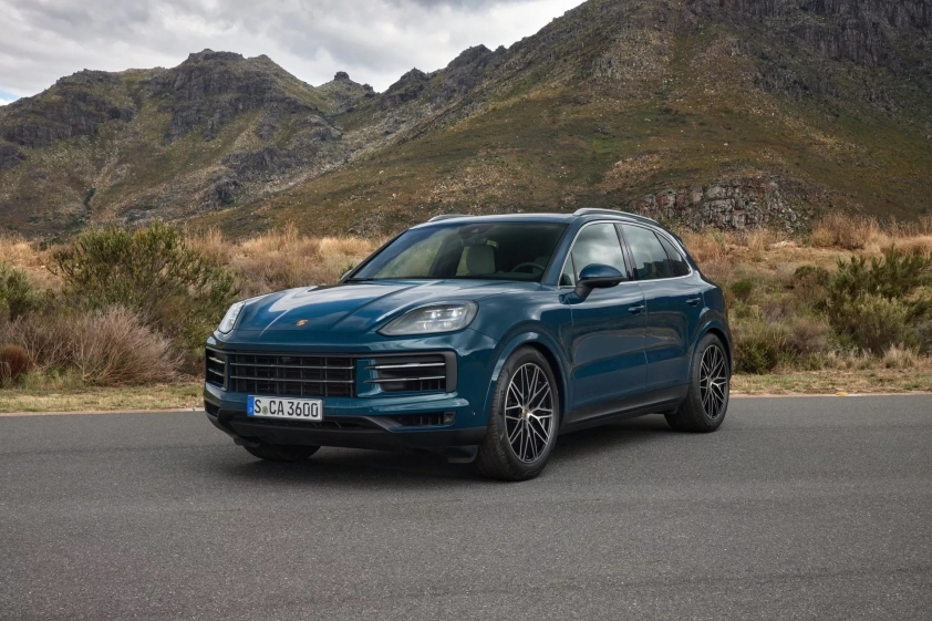 Chiêm ngưỡng Porsche Cayenne 2024 vừa ra mắt: Cải thiện hiệu suất, giá bán tăng 270736