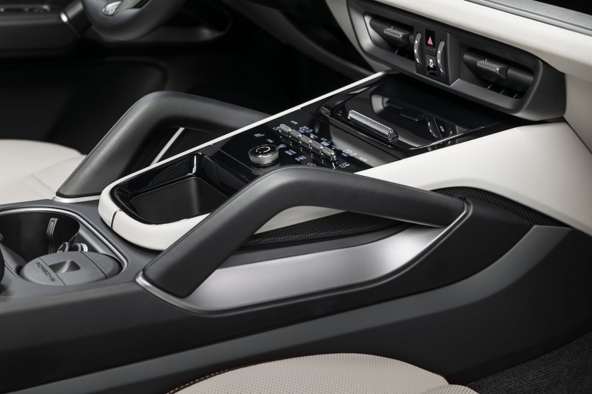 Chiêm ngưỡng Porsche Cayenne 2024 vừa ra mắt: Cải thiện hiệu suất, giá bán tăng 270742