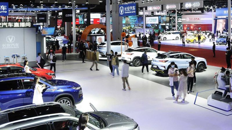 Xe “xanh” lên ngôi tại Triển lãm Công nghiệp ô tô quốc tế Thượng Hải 2023 271106