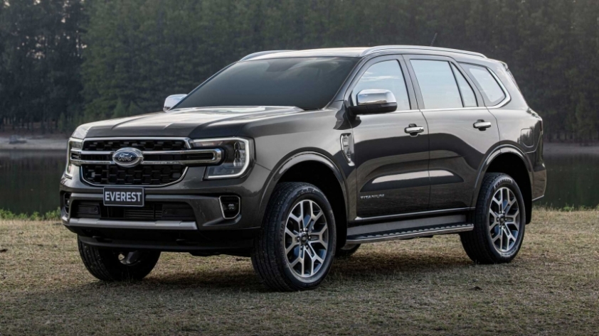 santafe-fortuner-va-loat-suv-7-cho-dang-giam-gia-kich-san-cao-nhat-len-toi-180-trieu-dong-271158