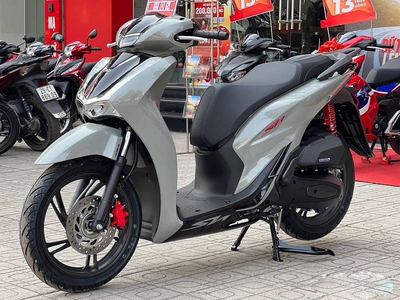 Giá Honda SH giảm sâu, có mẫu dưới giá đề xuất hàng chục triệu đồng 287613