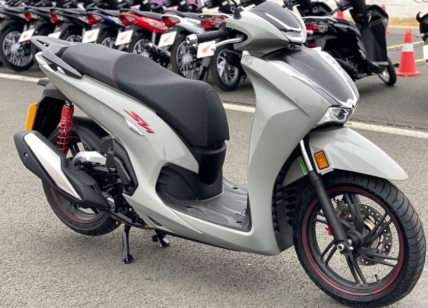 Giá Honda SH giảm sâu, có mẫu dưới giá đề xuất hàng chục triệu đồng 287615