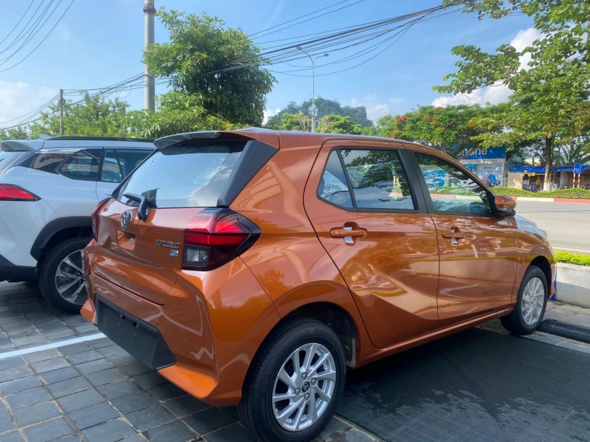 Toyota Wigo 2023 lộ diện tại đại lý ngay trước giờ ra mắt, sẵn sàng chạm trán Morning, i10 288878