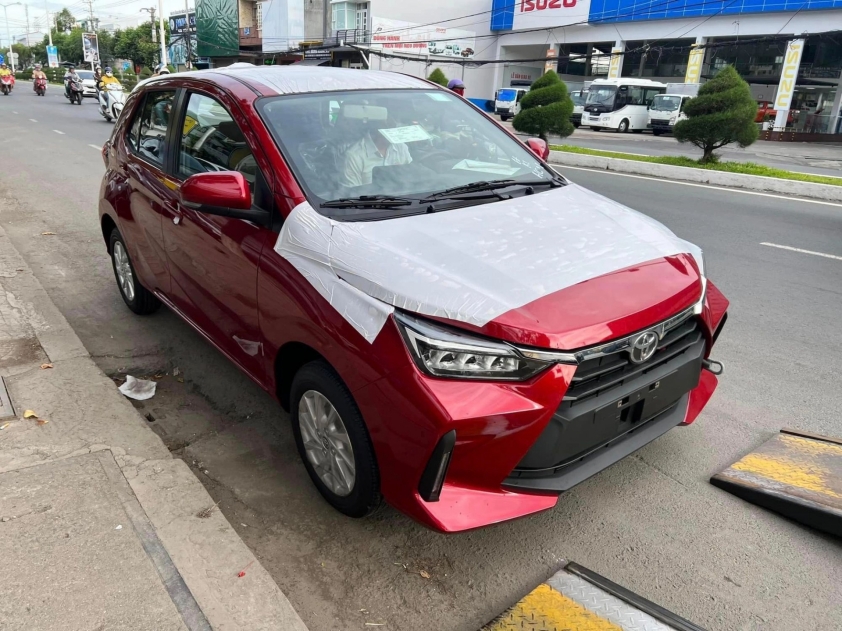 Toyota Wigo 2023 lộ diện tại đại lý ngay trước giờ ra mắt, sẵn sàng chạm trán Morning, i10 288880