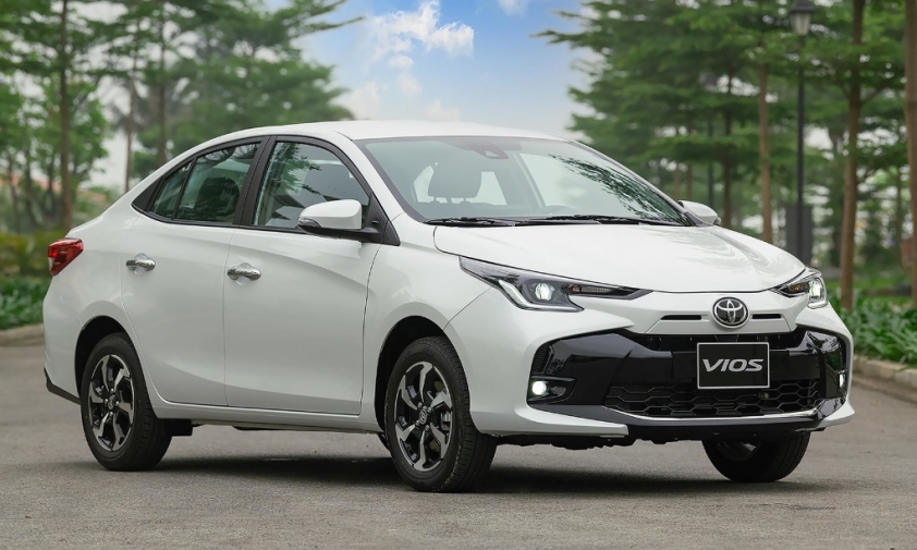 Toyota Vios 2023 bất ngờ giảm sâu tới 55 triệu đồng, quyết đua doanh số với City, Accent 294495
