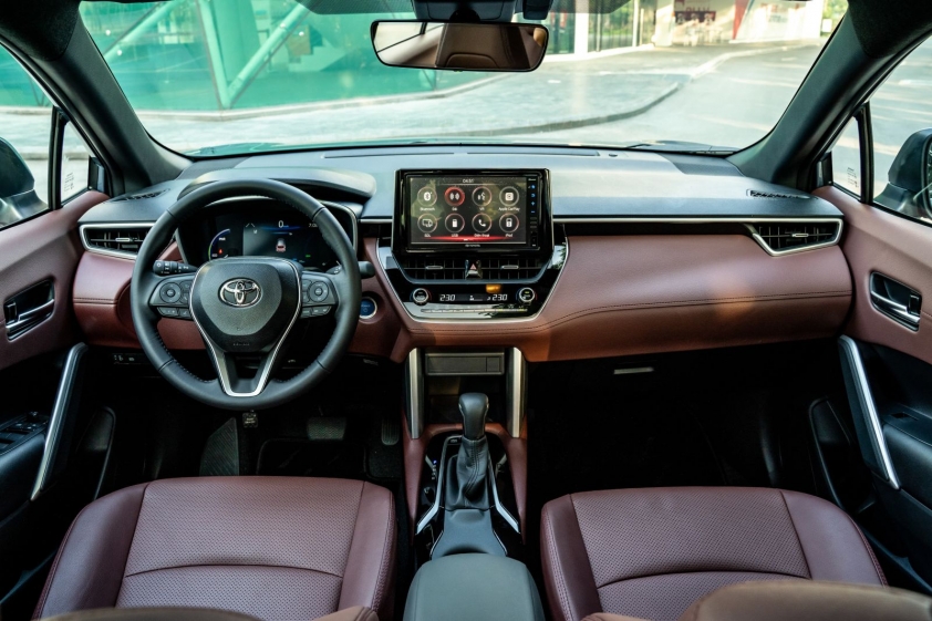 Chi tiết Toyota Corolla Cross 2023 1.8HEV 295746